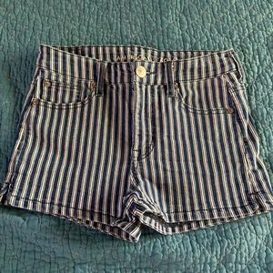 American Eagle hi rise shortie sz 4